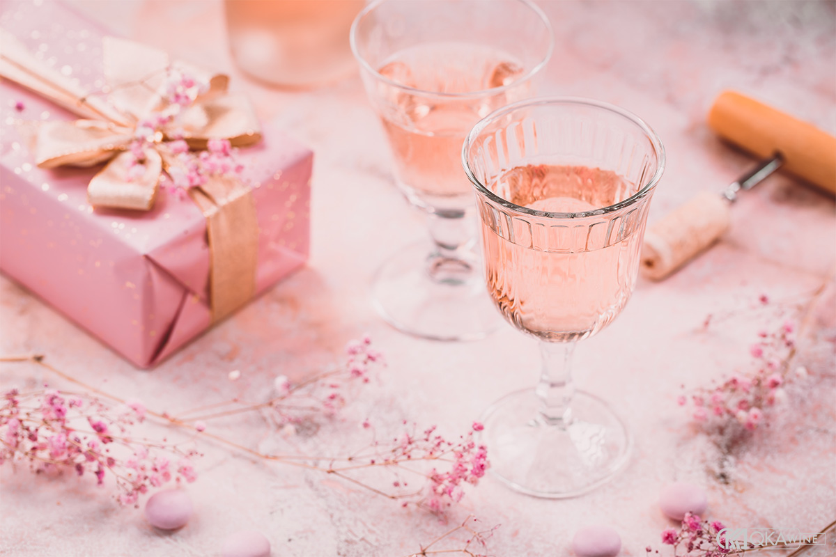 Sparkling Wine cho tiệc cưới và khai tiệc
