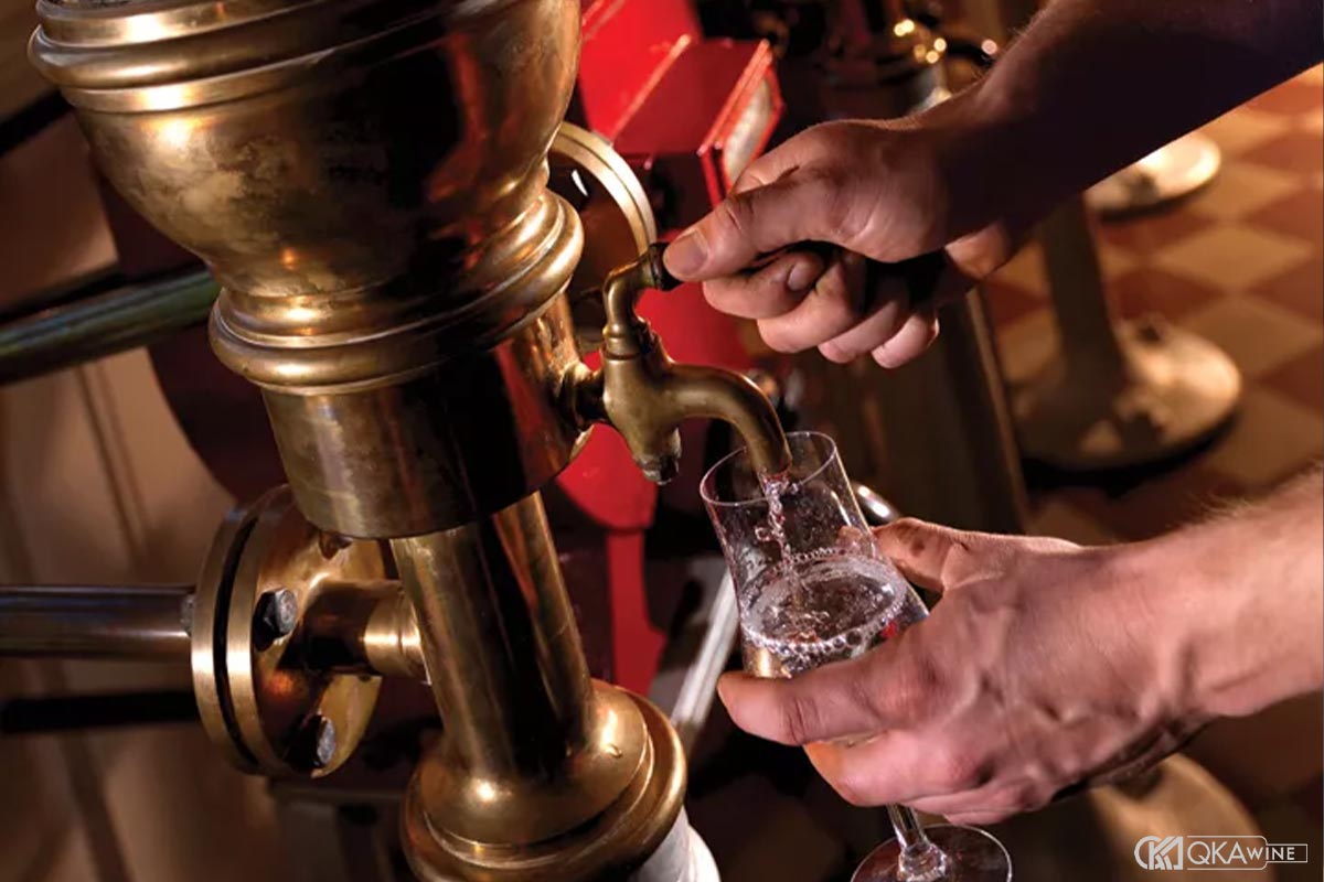 Thương hiệu áp dụng lọc than hoạt tính trong sản xuất vodka
