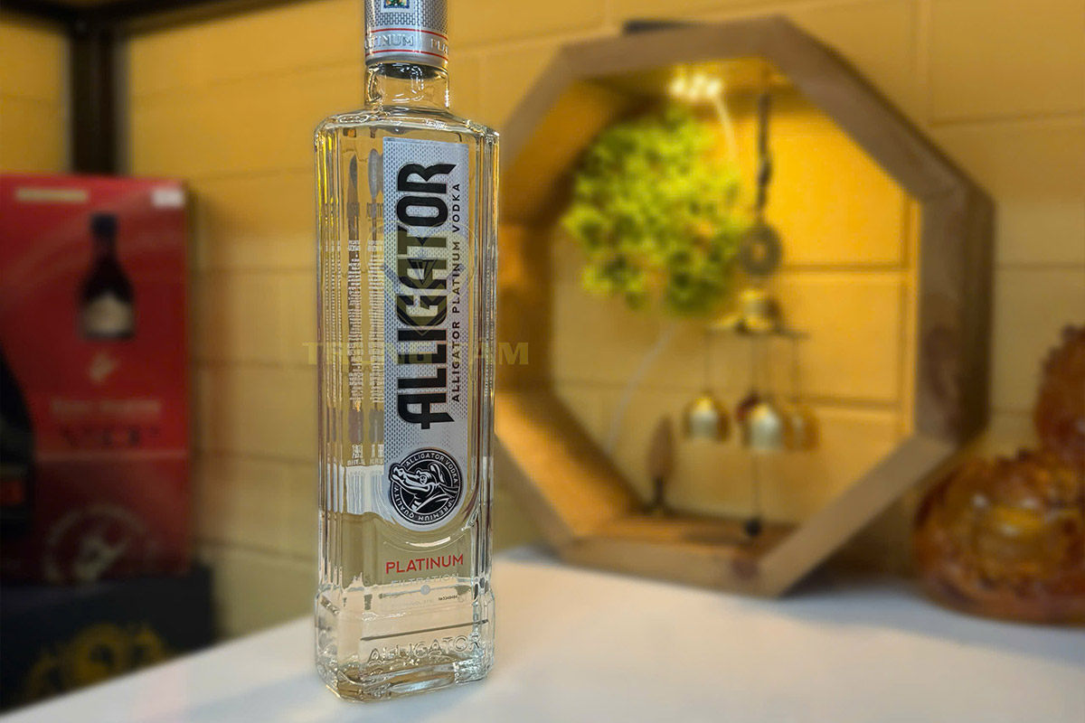 Vodka Cá Sấu Nga