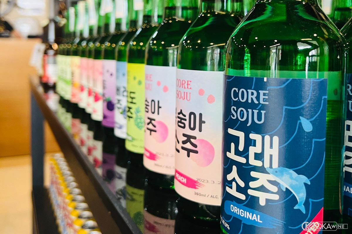 Cách chọn rượu Soju phù hợp