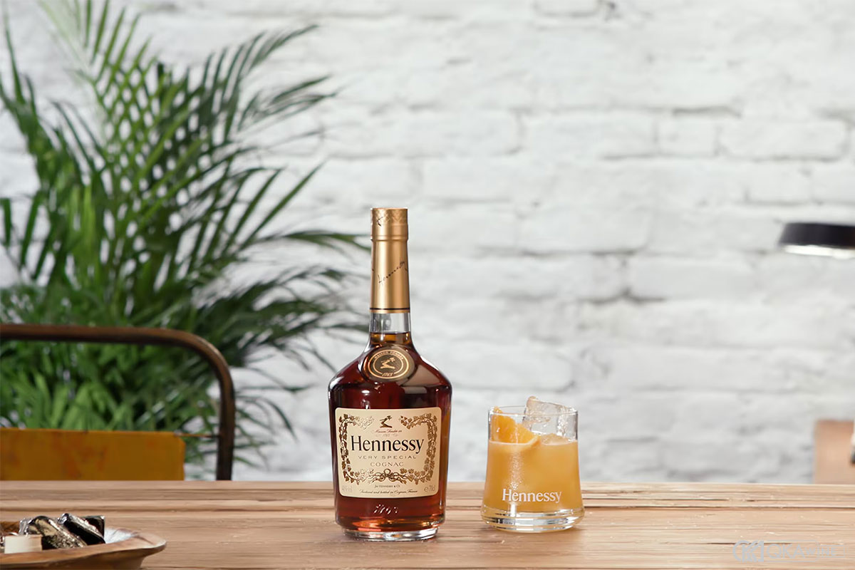 Hennessy Sour