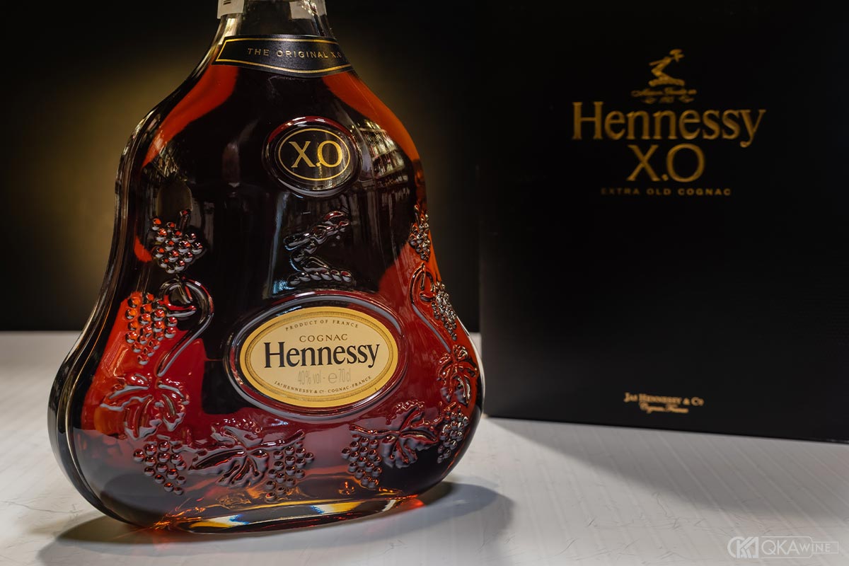 Hennessy XO: Mạnh mẽ và uy lực