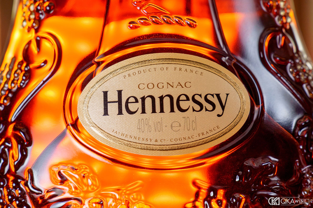 Hóa đơn và chứng từ nhập khẩu Hennessy chính hãng