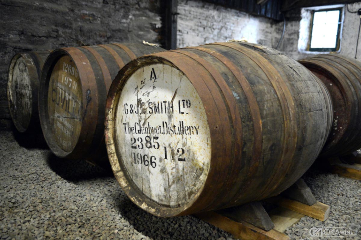 Vai trò của gỗ sồi trong sản xuất whisky