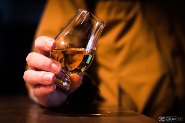 Cách thử rượu whisky