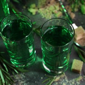 Cách uống rượu Absinthe