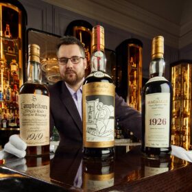 Kỷ lục đấu giá whisky