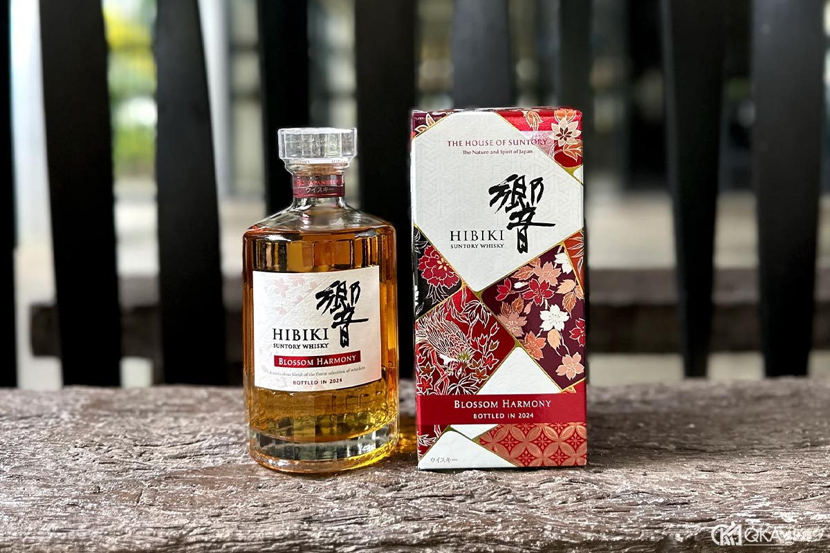 Quà tặng rượu Hibiki