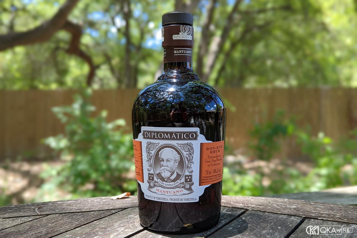 Rượu Rum Diplomatico