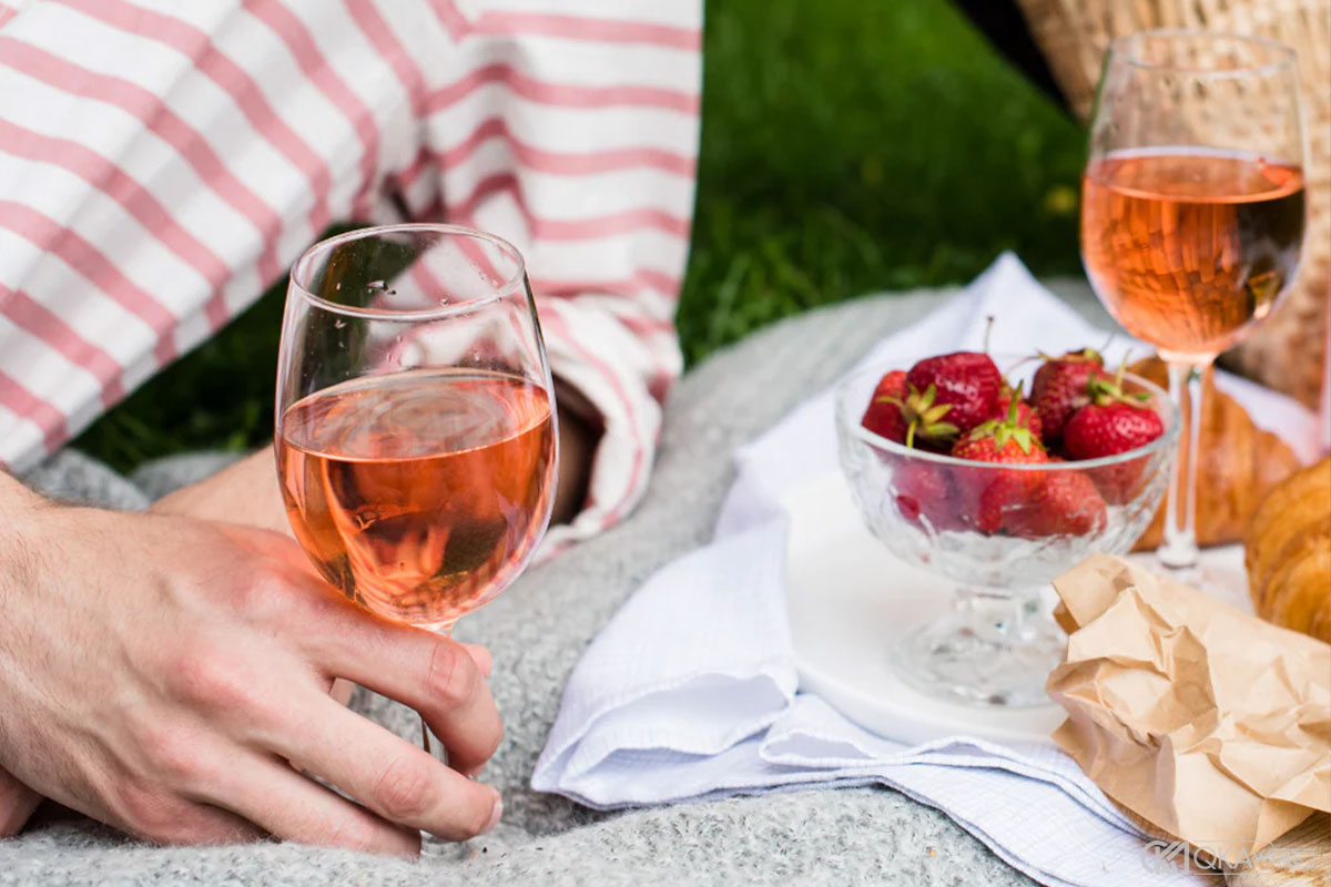 Rượu vang Baga kết hợp món ăn