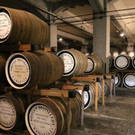 Các loại thùng ủ whisky Nhật