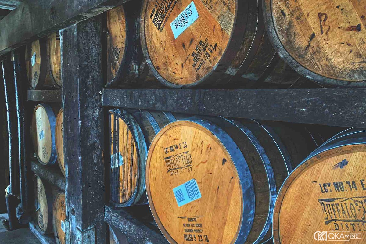 Cấu tạo và đặc tính của thùng gỗ sồi Bourbon