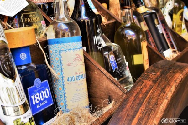 So sánh Tequila 100% Agave và Mixto