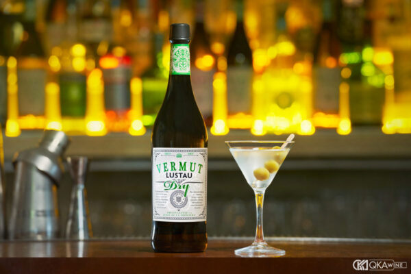 Cách dùng Dry Vermouth trong Martini và cocktail cổ điển