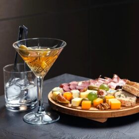 Cách kết hợp Eau-de-Vie với món ăn