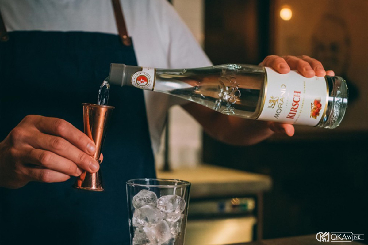 Cách thưởng thức Kirsch