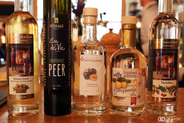 Eau-de-Vie có phải rượu mạnh không?