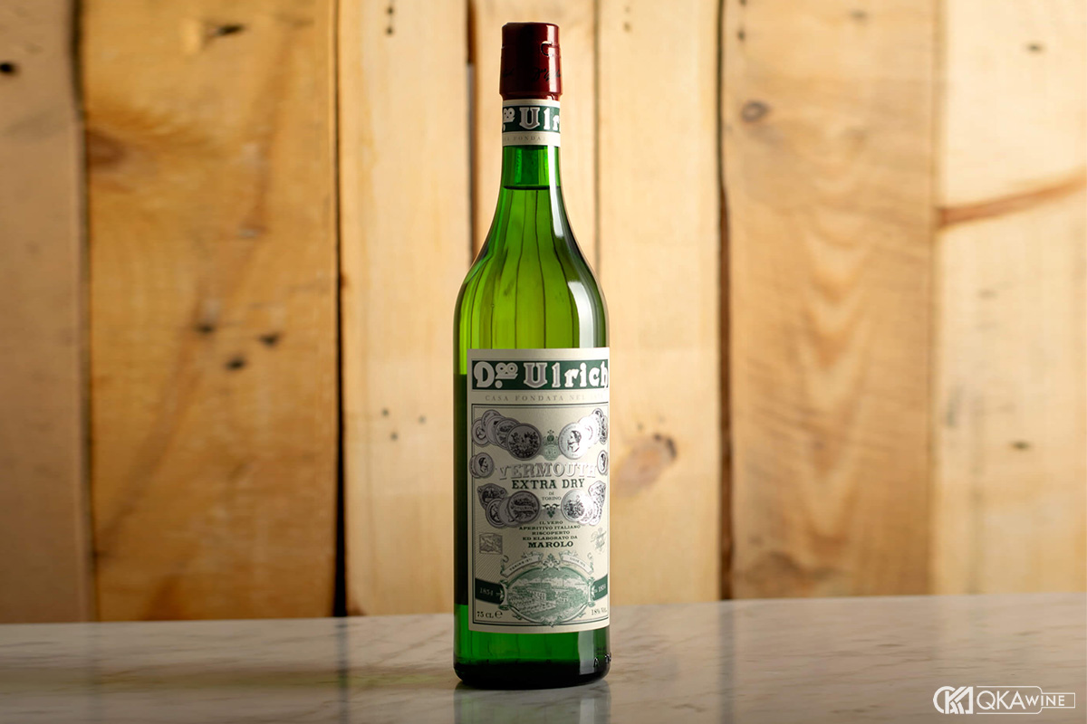 Extra Dry Vermouth là gì và khác Dry Vermouth ra sao?