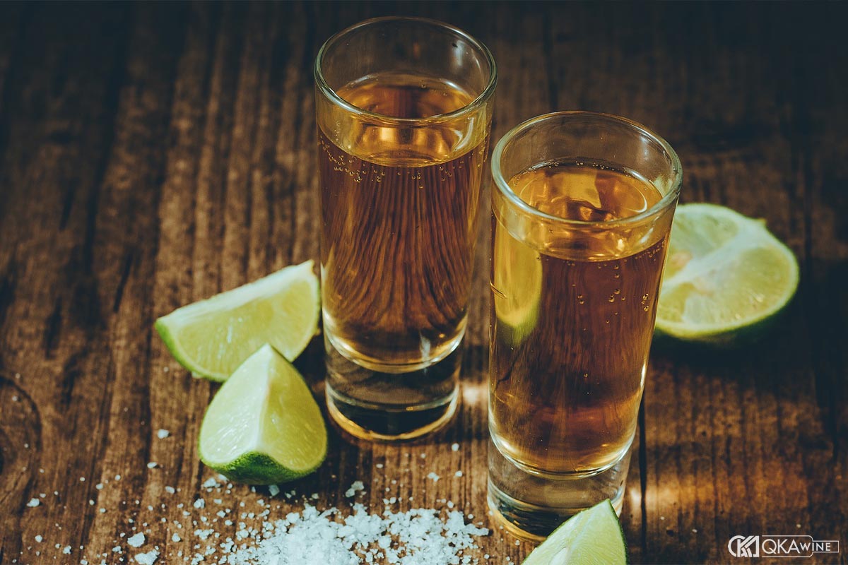 Ly uống Tequila