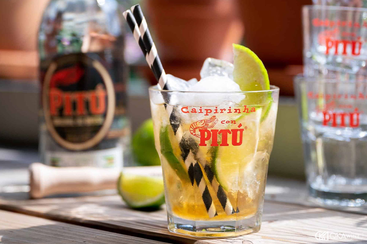 Pha chế rượu Cachaca theo phong cách Brazil