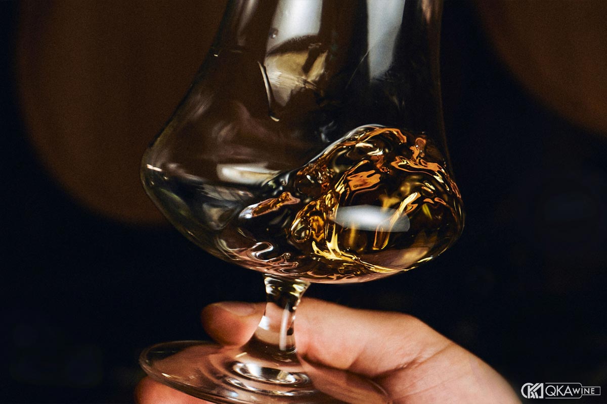 Rượu Eau-de-Vie có dễ uống không?