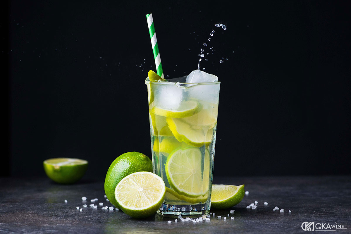 Uống rượu Cachaca cùng đồ ăn có phù hợp không?