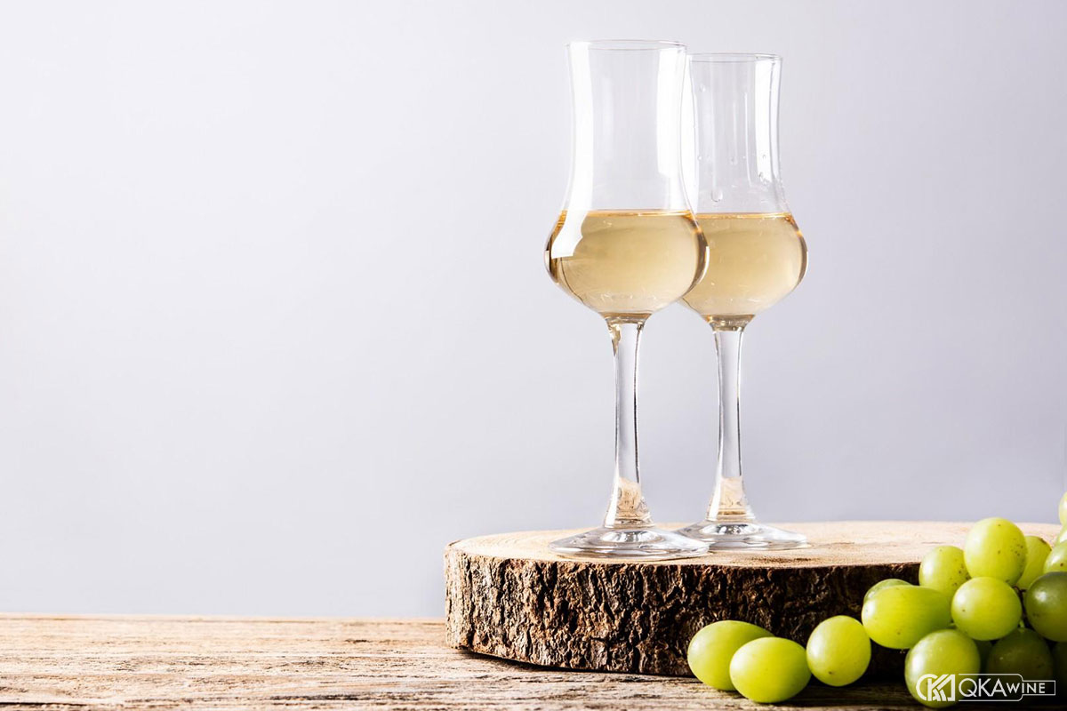 Grappa được làm như thế nào?