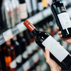 Cách chọn mua vang Bordeaux