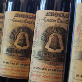 Cách đọc nhãn chai vang Bordeaux