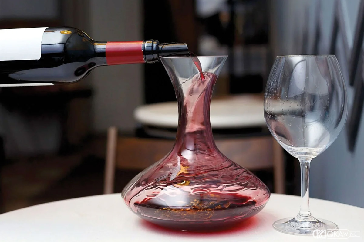 Decanter vang Bordeaux