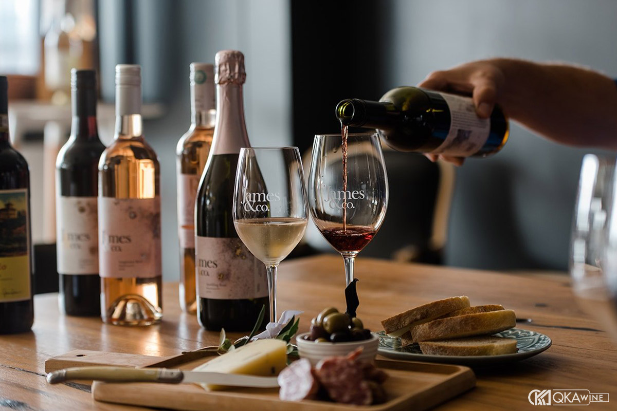 New World vang California và vang Úc