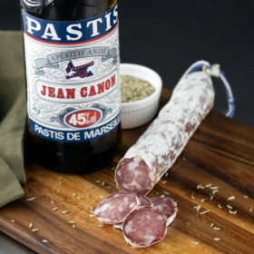 Pastis uống với món gì?