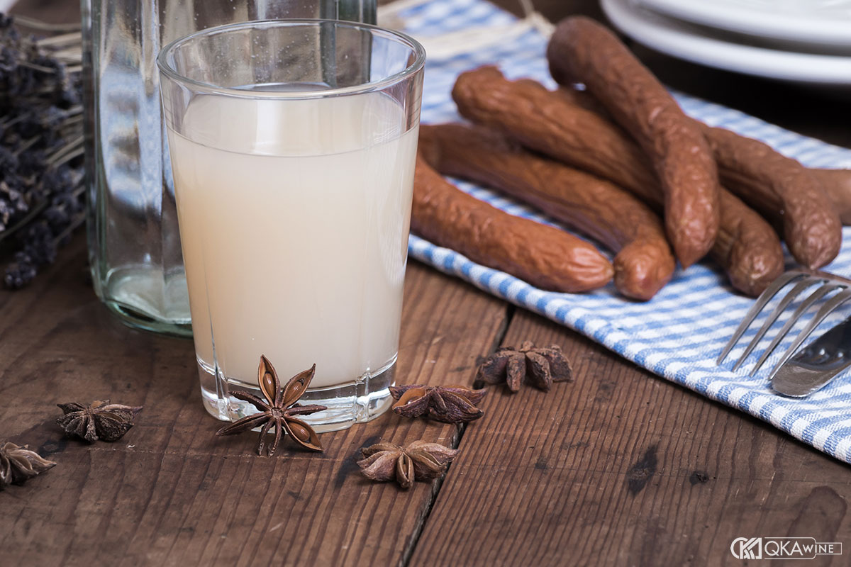 Rượu Pastis là gì?