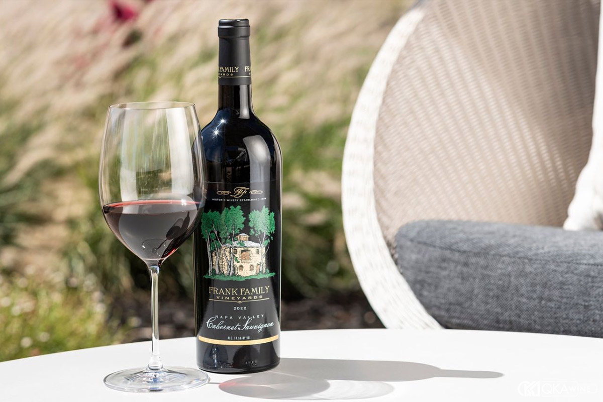 So sánh độ đậm và cấu trúc giữa Napa Valley và Sonoma