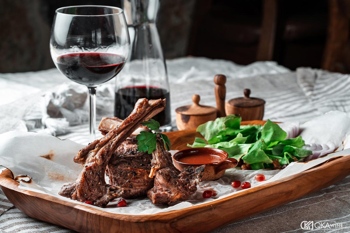 Thịt cừu và vang Bordeaux