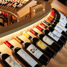 Vang Bordeaux là gì?