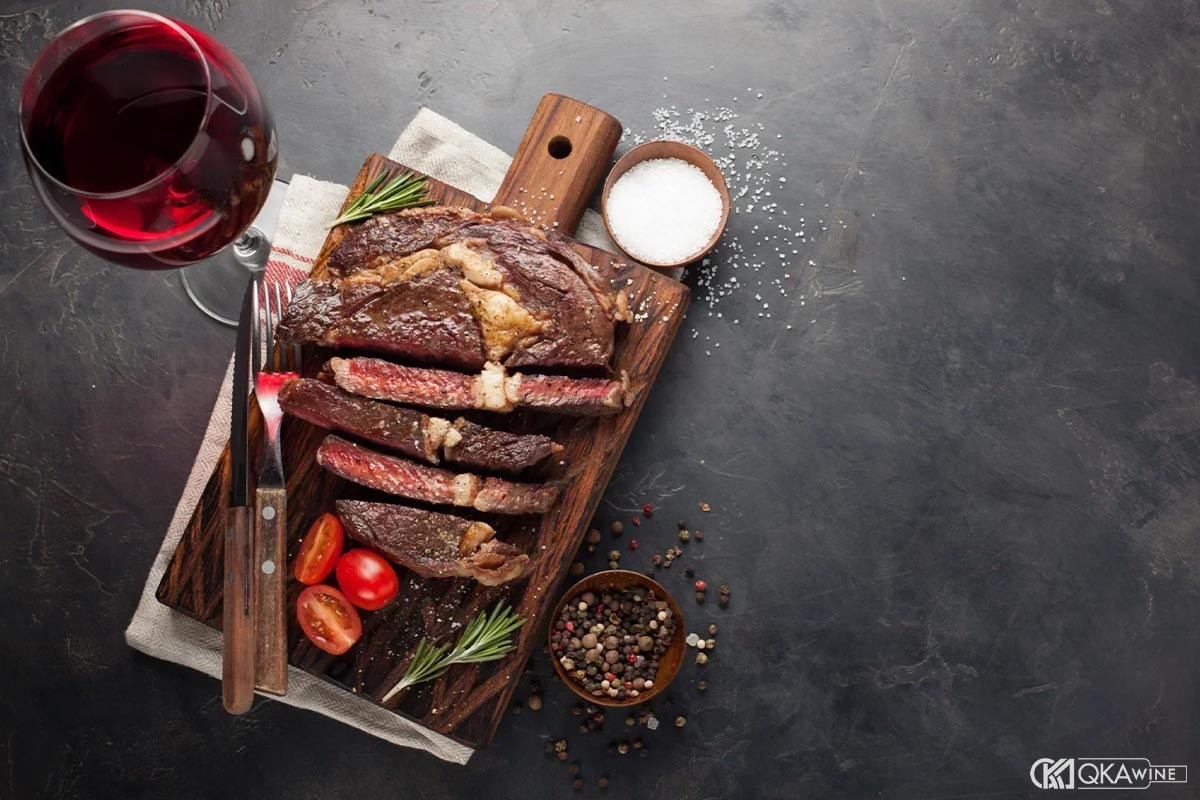 Vang Bordeaux và steak