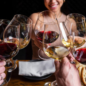 Vang California có hợp khẩu vị và ẩm thực Việt Nam không?