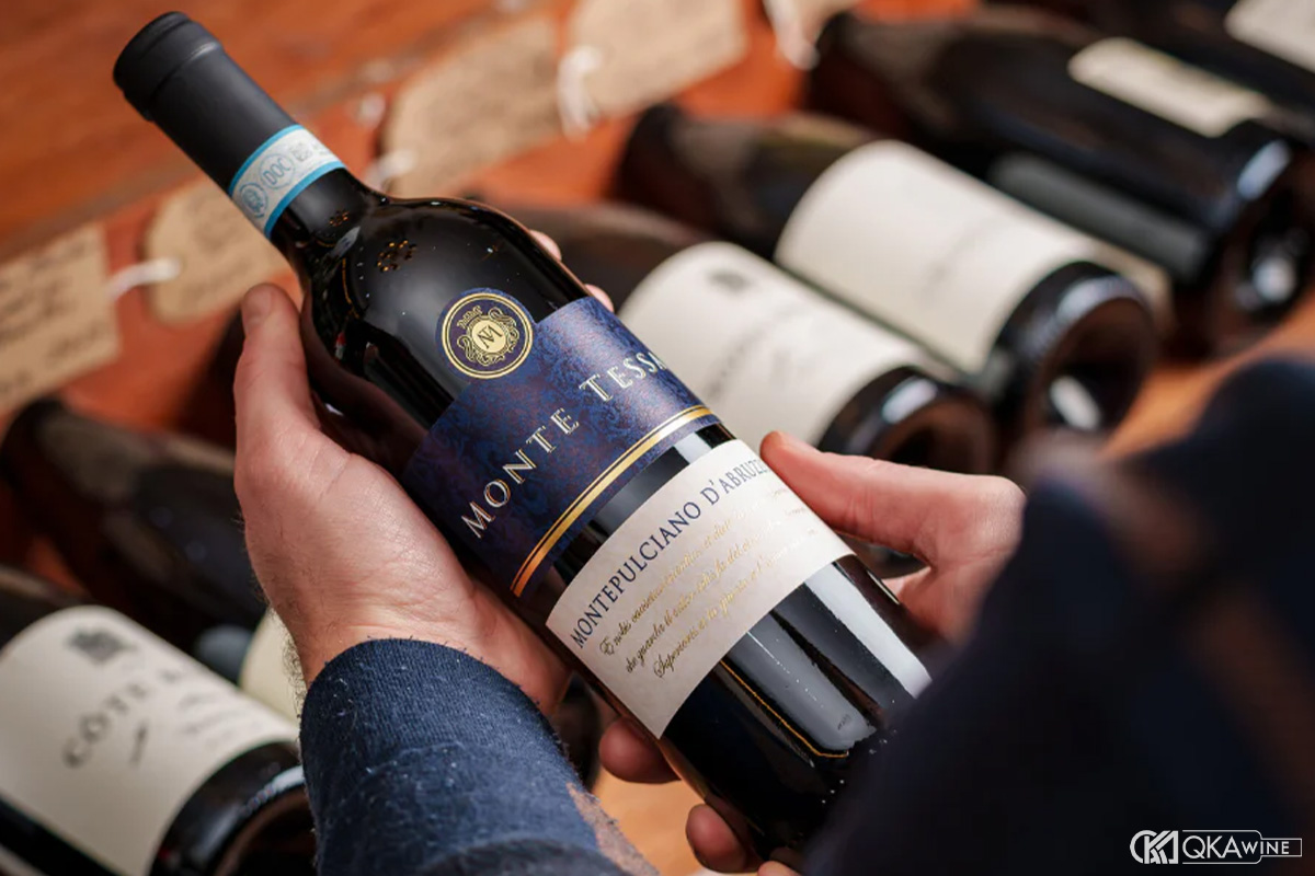 Các chai vang Montepulciano tiêu biểu