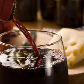 Cách uống rượu vang Merlot