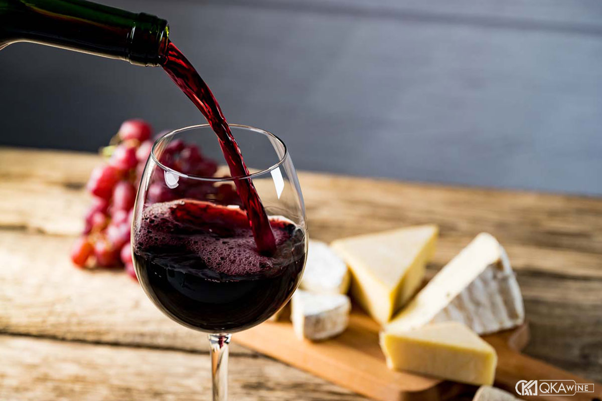 Đặc điểm của giống nho Merlot trong sản xuất rượu vang