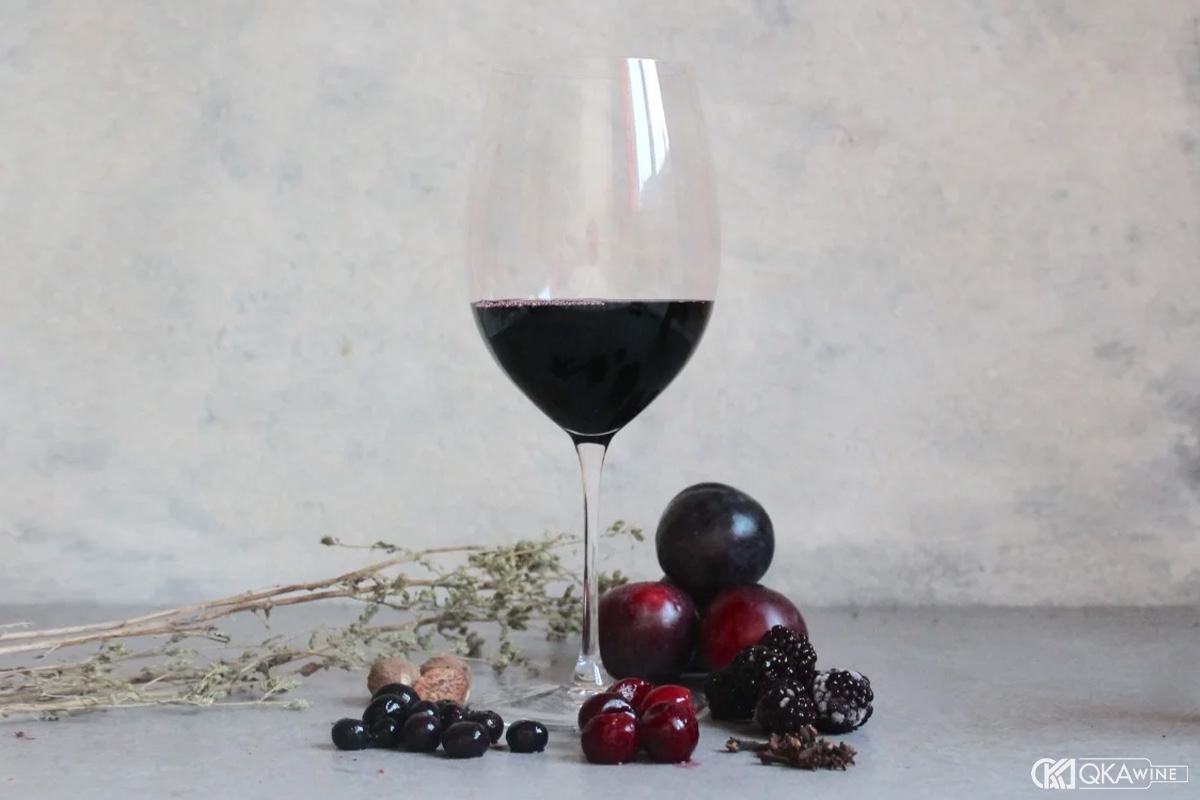 Hương vị rượu vang Montepulciano
