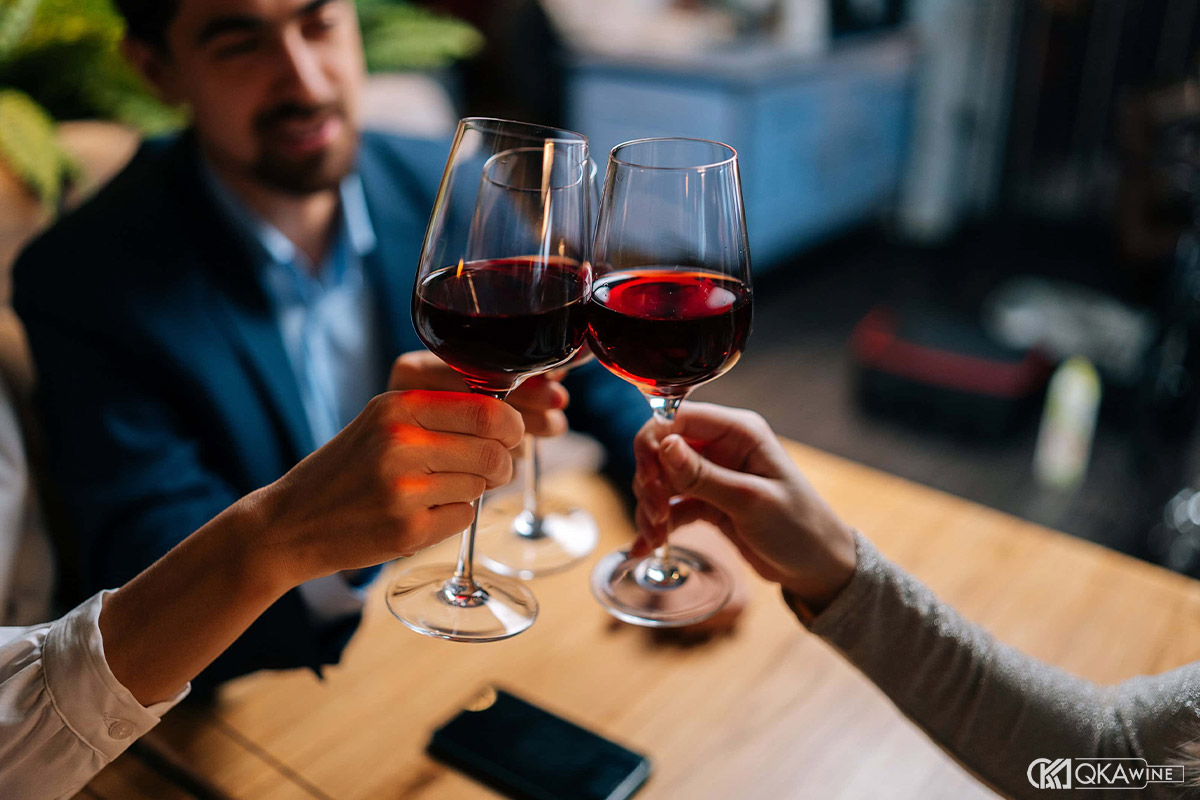 Nhiệt độ uống rượu vang đỏ