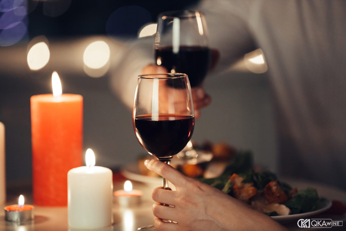 Những rủi ro khi biến vang đỏ thành thói quen hằng ngày