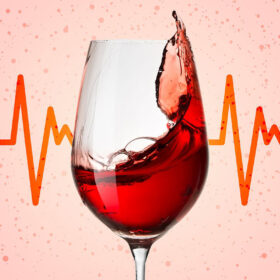 Rượu vang đỏ có tốt cho tim mạch?