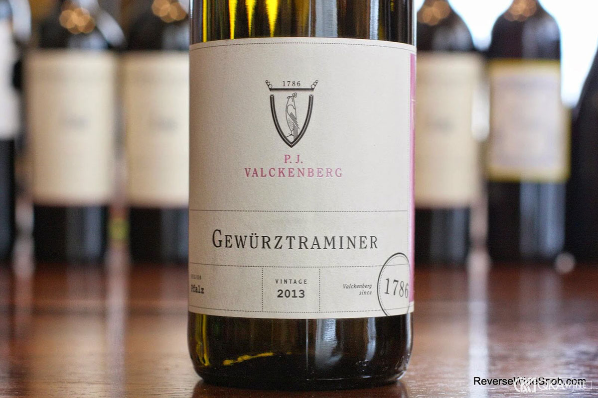 Rượu vang Gewurztraminer nổi bật