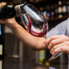 Rượu vang Merlot có vị gì?