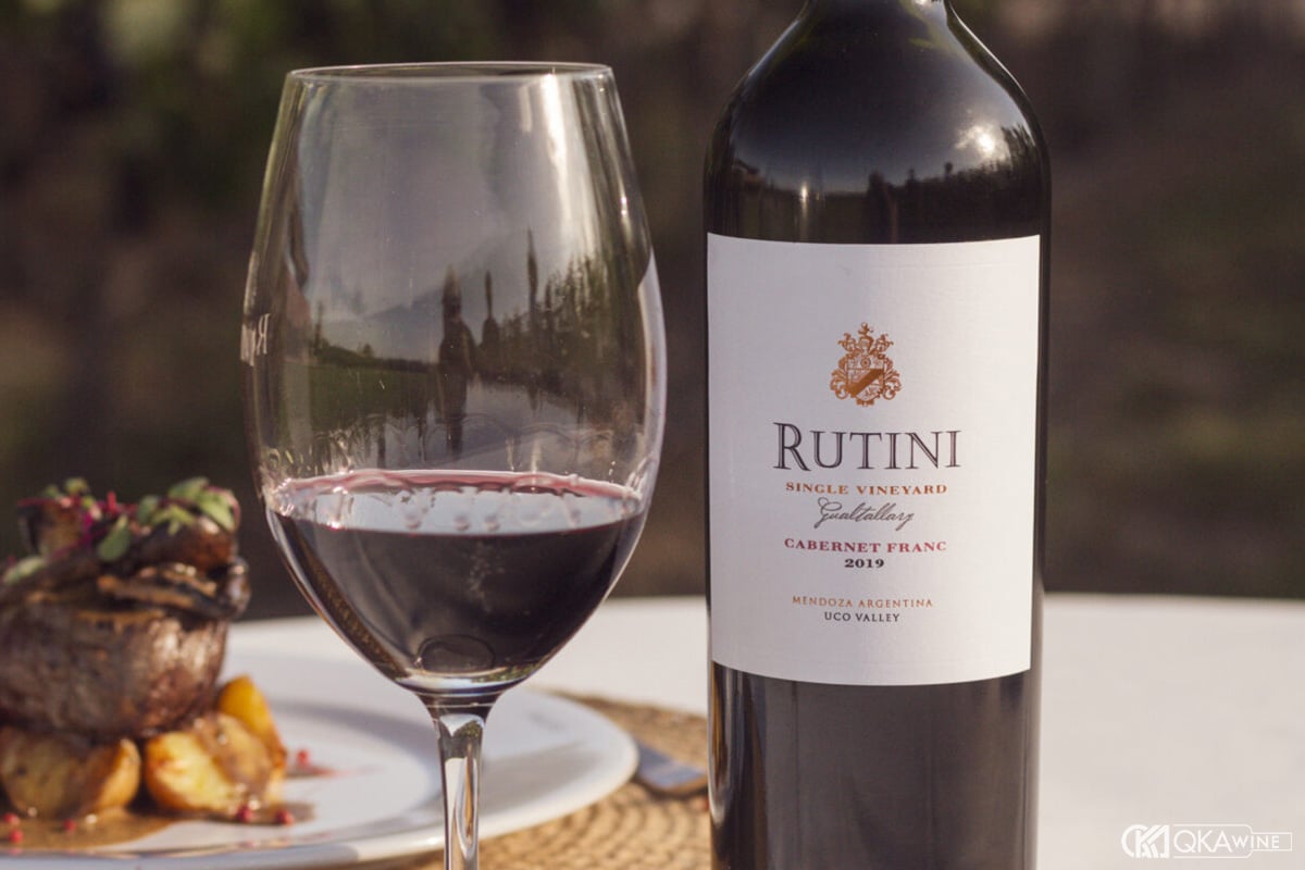 Cabernet Franc có cần decant không?