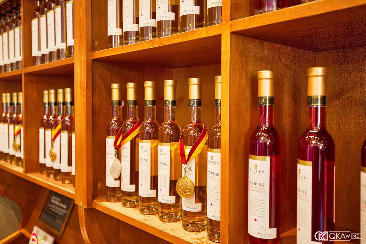 Cách chọn rượu vang Canada