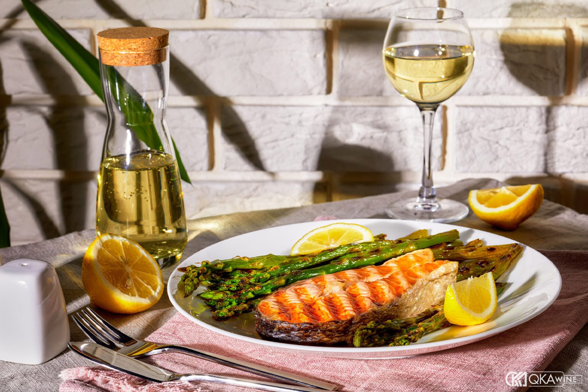 Chardonnay với hải sản và cá